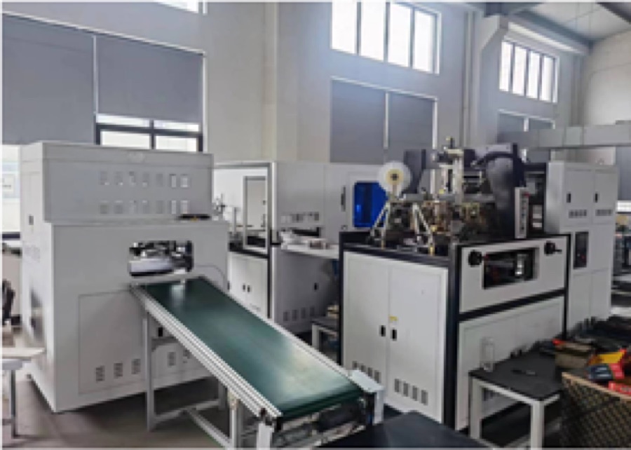Factory packaging line and production equipment